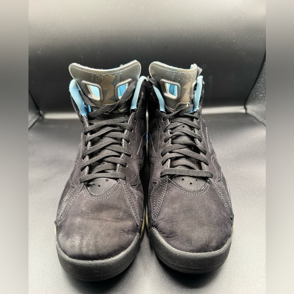 Jordan Black and Blue Sneakers Classic Design - Picture 5 of 12